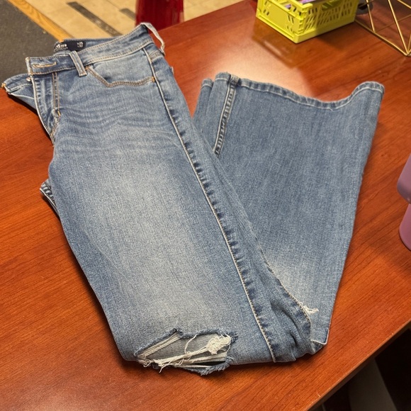 Hollister Denim - Hollister high rise vintage flare distressed jeans size 1 // 010242